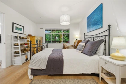 Bedroom 3 Photo of 411 2059 Chesterfield Avenue, North Vancouver, BC