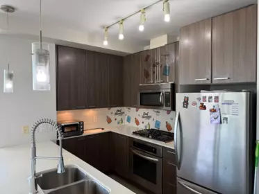 Pantry Photo of 1605 2955 Atlantic Avenue, Coquitlam, BC