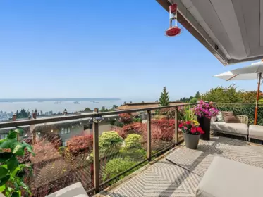 Kitchen Island Photo of 31 2216 Folkestone Way, West Vancouver, BC
