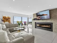 31 2216 Folkestone Way, West Vancouver, BC