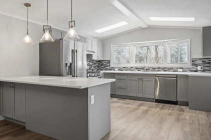 Kitchen Island Photo of 30 65367 Kawkawa Lake Road, Hope, BC