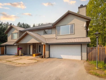 Family Room Photo of 9 7467 Prospect Street, Pemberton, BC