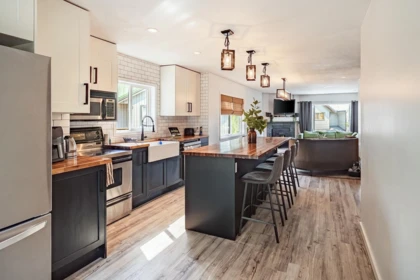 Kitchen Photo of 9 7467 Prospect Street, Pemberton, BC