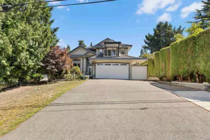 Living Room Photo of 9928 116 Street, Surrey, BC