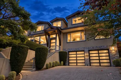 5008 Redonda Drive, North Vancouver, BC, North Vancouver — Single Family Residence for sale