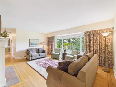 8091 Bradley Avenue, Burnaby, BC, Burnaby — Single Family Residence for sale