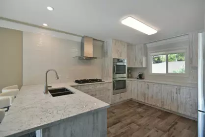 Powder Room Photo of 12828 Gilden Road, Madeira Park, BC