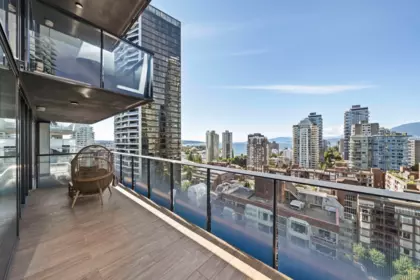 Entry Foyer Photo of 1801 1335 Howe Street, Vancouver, BC
