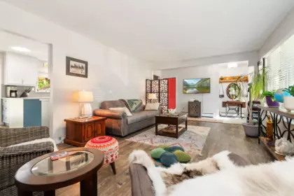 Office / Den Photo of 624 Mountain View Road, Cultus Lake, BC