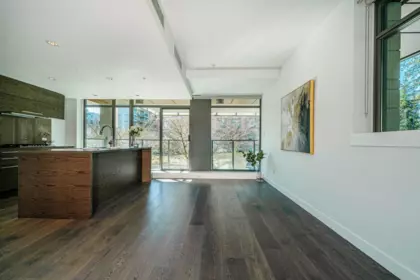 203 5782 Berton Avenue, Vancouver, BC, Vancouver — Apartment/Condo for sale