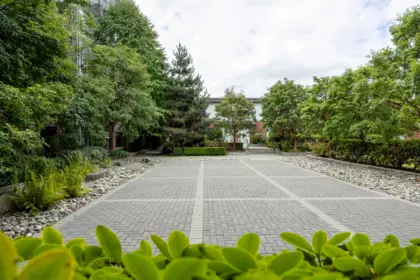 Backyard Photo of 118 9399 Alexandra Road, Richmond, BC