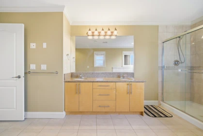 Hallway Photo of 6549 Dunnedin Street, Burnaby, BC