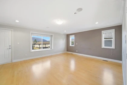 Loft / Bonus Room Photo of 6549 Dunnedin Street, Burnaby, BC