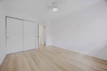 Walk-In Closet Photo of 107 15020 North Bluff Road, White Rock, BC