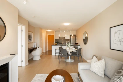 Kitchen Island Photo of 608 2982 Burlington Drive, Coquitlam, BC