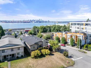 Backyard Photo of 140-142 St. Patricks Avenue, North Vancouver, BC