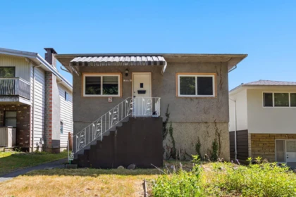 3186 E 28th Avenue, Vancouver, BC, Vancouver — Single Family Residence for sale