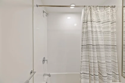 Hallway Photo of 617 7588 16th Street, Burnaby, BC