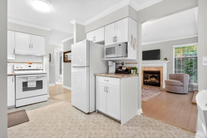 Kitchen Island Photo of 103 11510 225 Street, Maple Ridge, BC