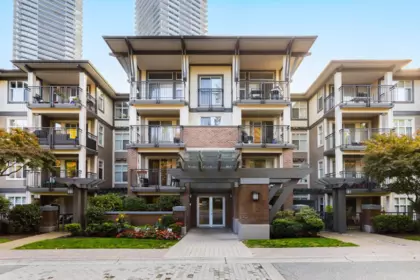 210 4768 Brentwood Drive, Burnaby, BC, Burnaby — Apartment/Condo for sale