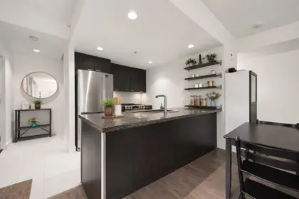 103 2232 Douglas Road, Burnaby, BC, Burnaby — Townhouse for sale