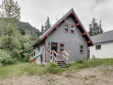 46880 Sakwi Creek Road, Mission, BC, Mission — Single Family Residence for sale