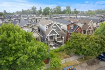 216 Hume Street, New Westminster, BC, New westminster — Single Family Residence for sale