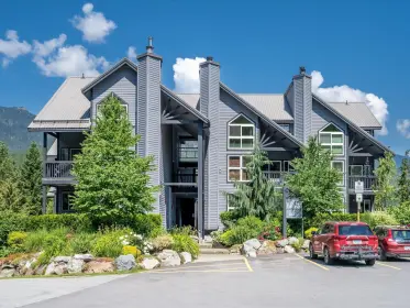 10 2213 Marmot Place, Whistler, BC, Whistler — Townhouse for sale