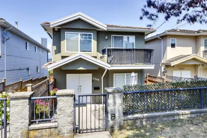 5009 Dominion Street, Burnaby, BC, Burnaby — Half Duplex for sale