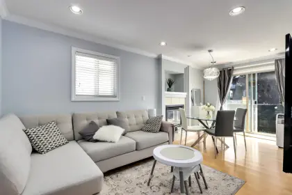 5009 Dominion Street, Burnaby, BC, Burnaby — Half Duplex for sale