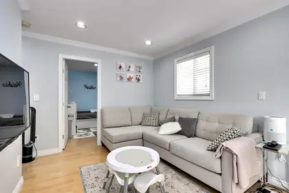 5009 Dominion Street, Burnaby, BC, Burnaby — Half Duplex for sale