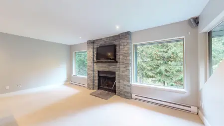 807 3050 Hillcrest Drive, Whistler, BC, Whistler — Townhouse for sale