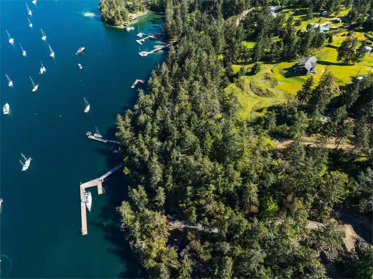 Dining Area Photo of 6748 Stoney Hill Road, No City Value, BC