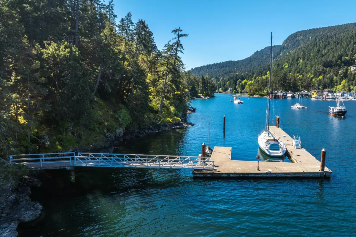 Front Yard Photo of 6748 Stoney Hill Road, No City Value, BC