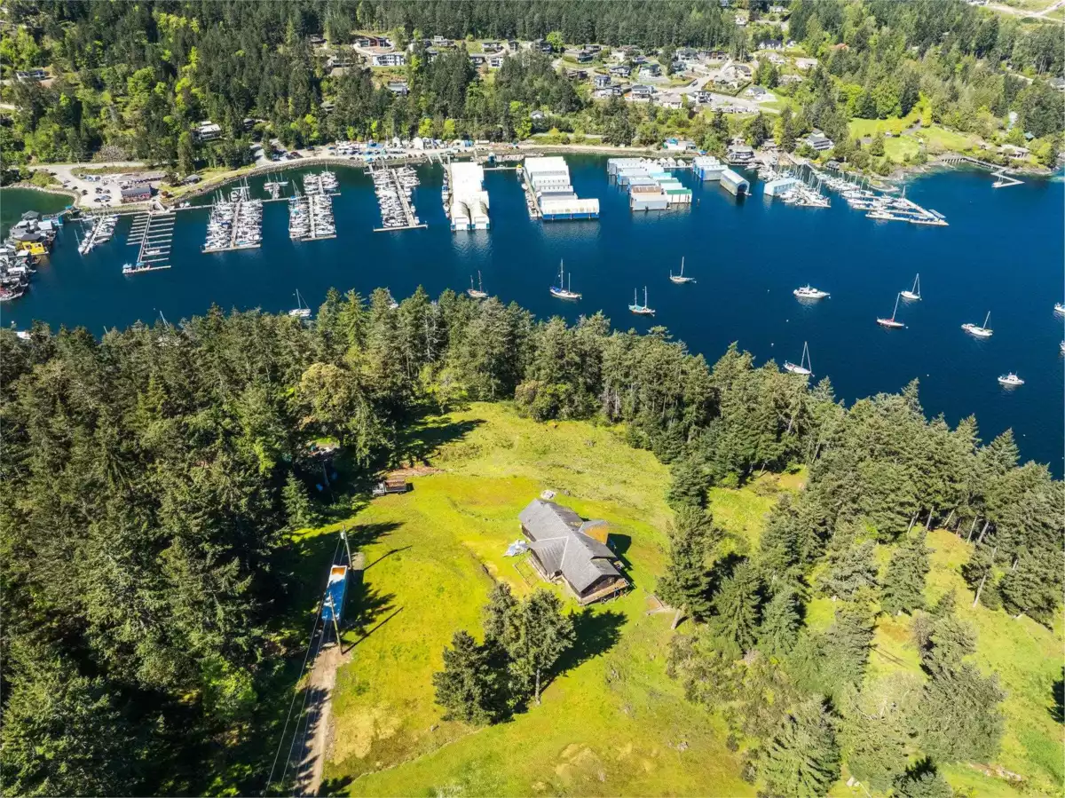 Pantry Photo of 6748 Stoney Hill Road, No City Value, BC