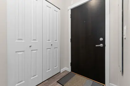 305 2665 Mountain Highway, North Vancouver, BC, North vancouver — Apartment/Condo for sale