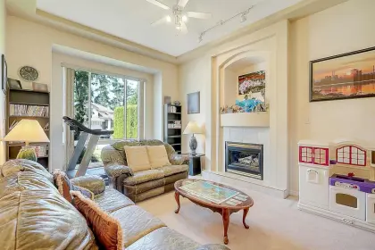 7636 147a Street, Surrey, BC, Surrey — Single Family Residence for sale
