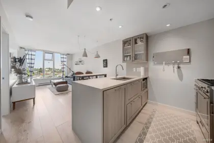 708 5598 Ormidale Street, Vancouver, BC, Vancouver — Apartment/Condo for sale