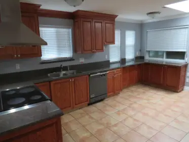 3598 E Georgia Street, Vancouver, BC, Vancouver — Single Family Residence for sale