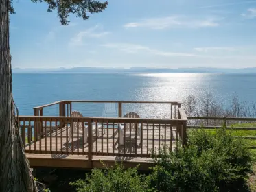7607 Eureka Place, Halfmoon Bay, BC, Halfmoon bay — Single Family Residence for sale
