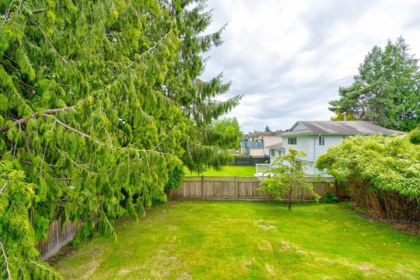 Basement Recreation Room Photo of 9520 Williams Road, Richmond, BC