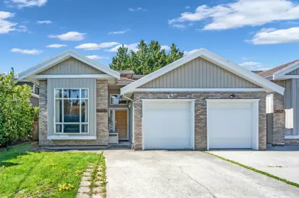 4989 Smith Avenue, Burnaby, BC, Burnaby — Half Duplex for sale