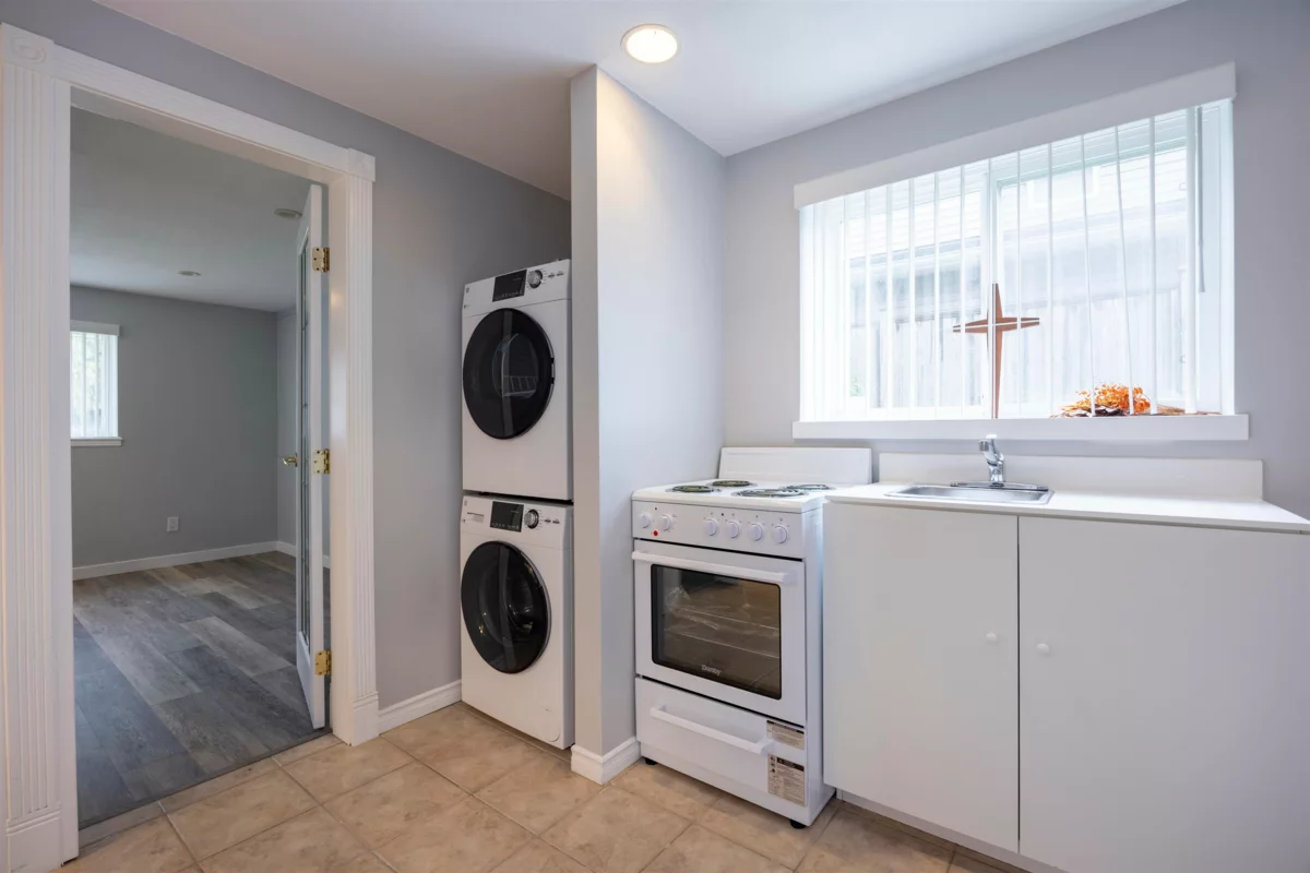 Bedroom 3 Photo of 1009 Foster Avenue, Coquitlam, BC