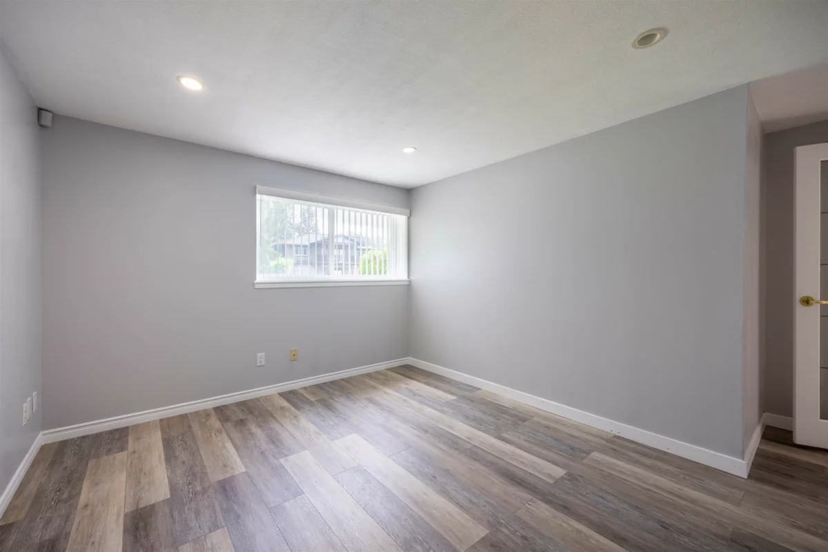 Entry Foyer Photo of 1009 Foster Avenue, Coquitlam, BC