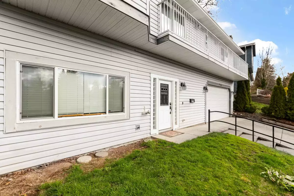 Family Room Photo of 2263 Sentinel Drive, Abbotsford, BC