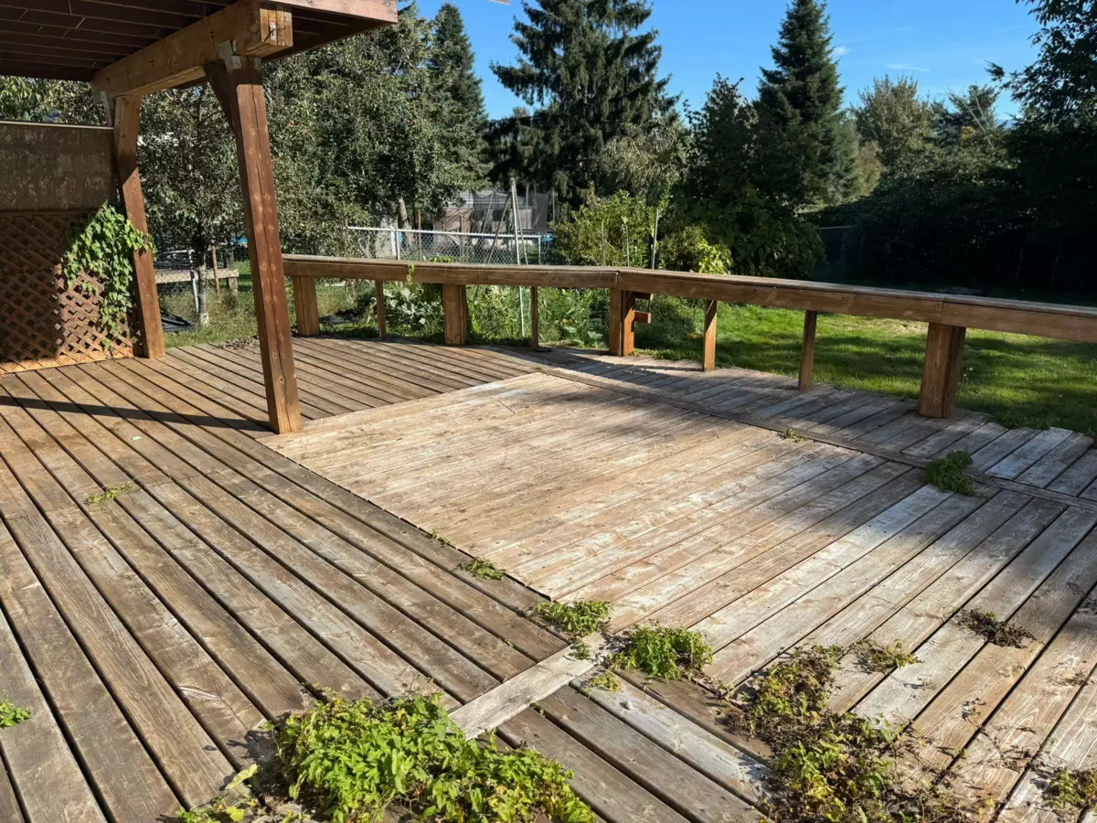 Laundry Room Photo of 9324 James Street, Chilliwack, BC