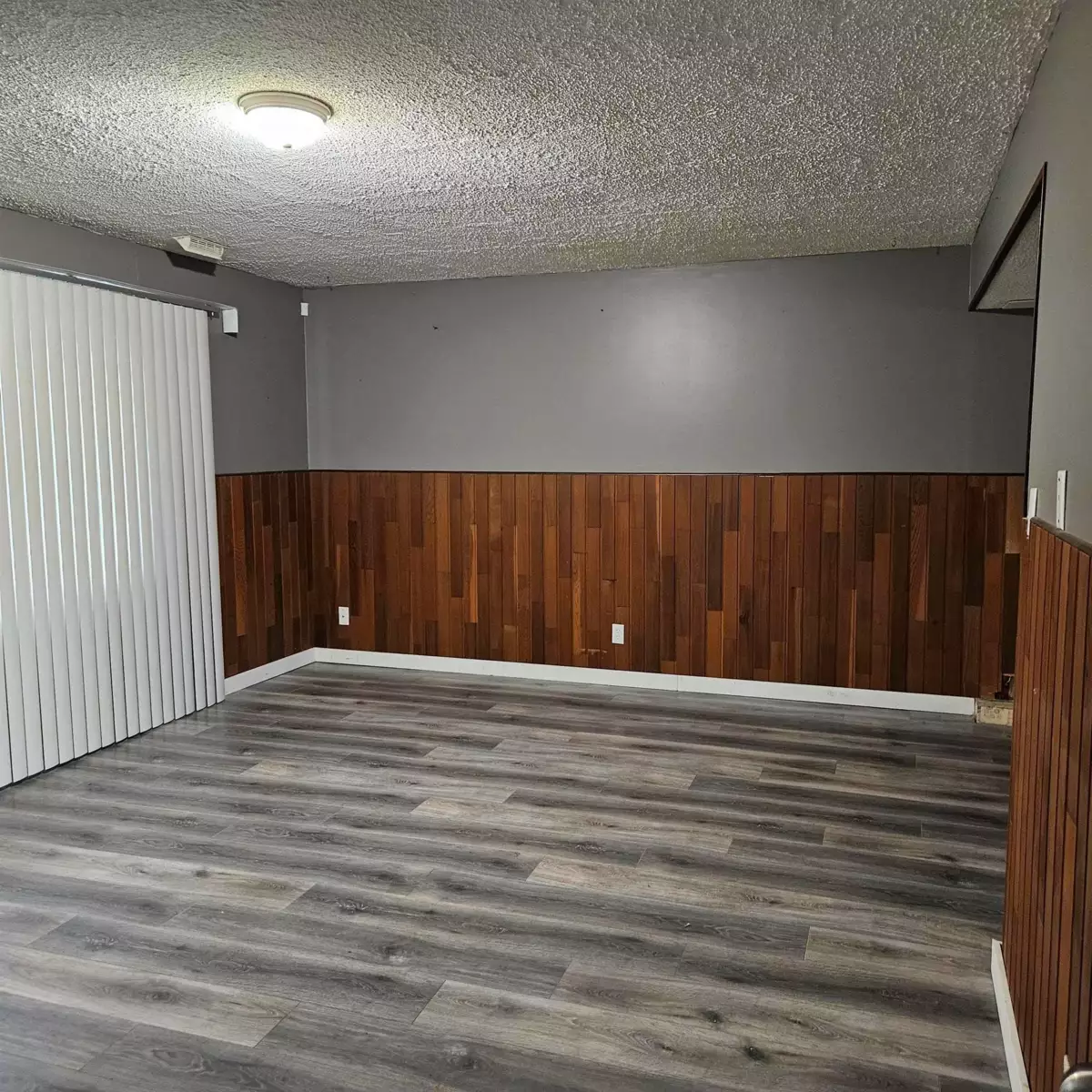 Living Room Photo of 9324 James Street, Chilliwack, BC