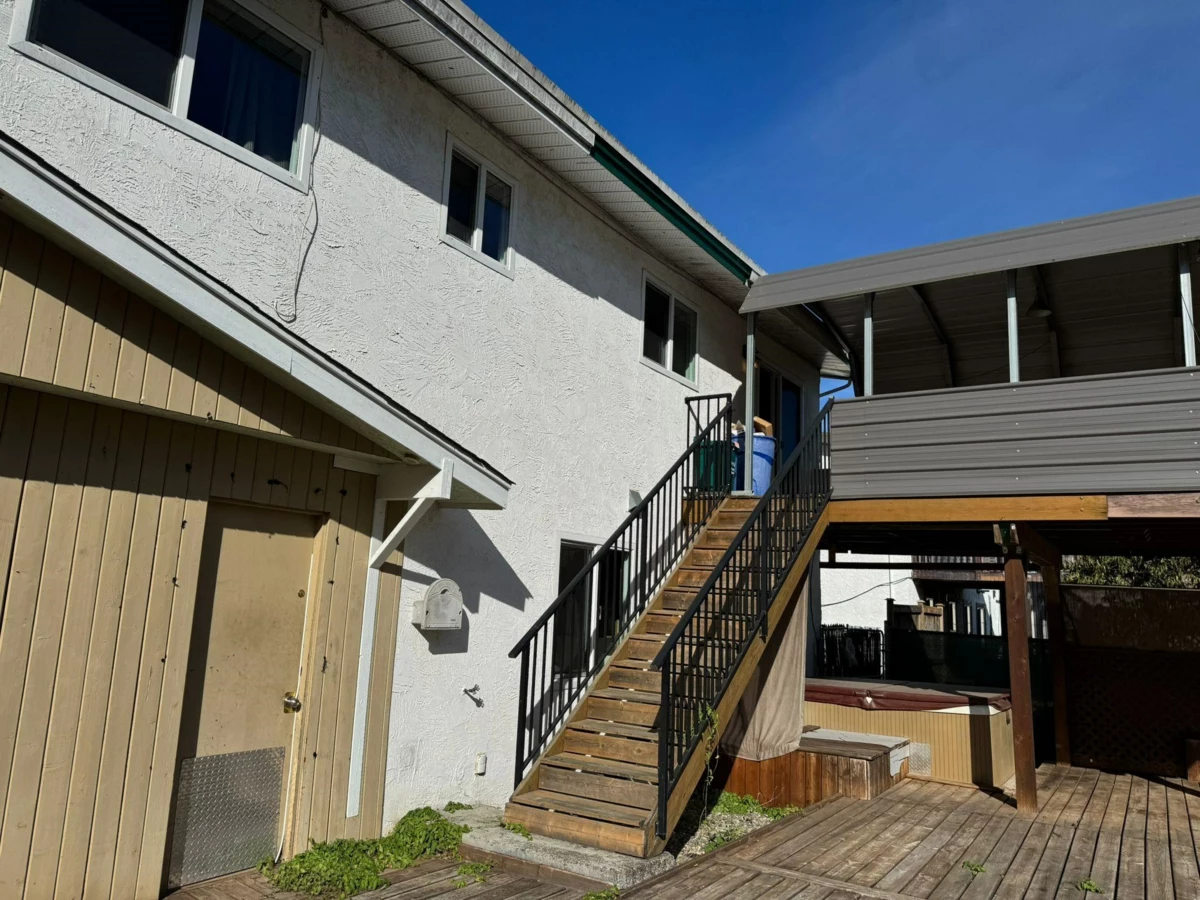 Staircase Photo of 9324 James Street, Chilliwack, BC