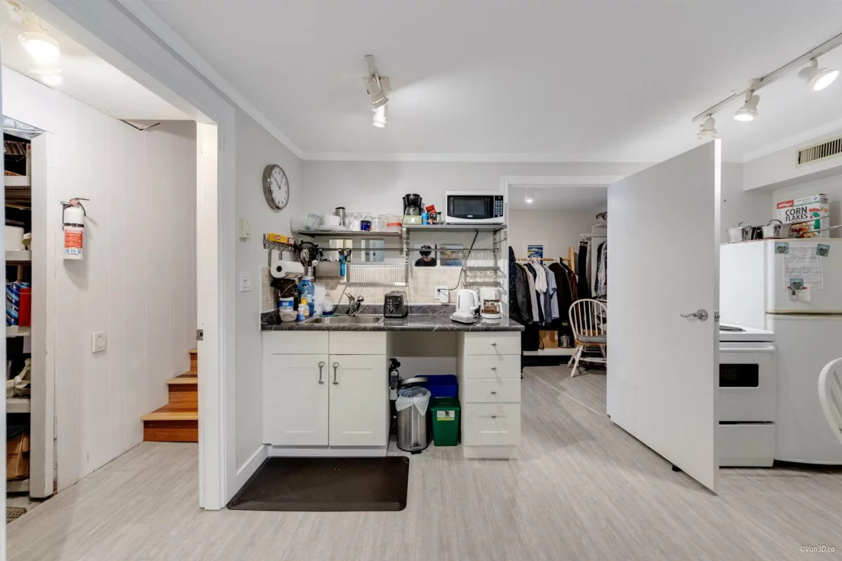 Backyard Photo of 1115 Lenora Road, Bowen Island, BC