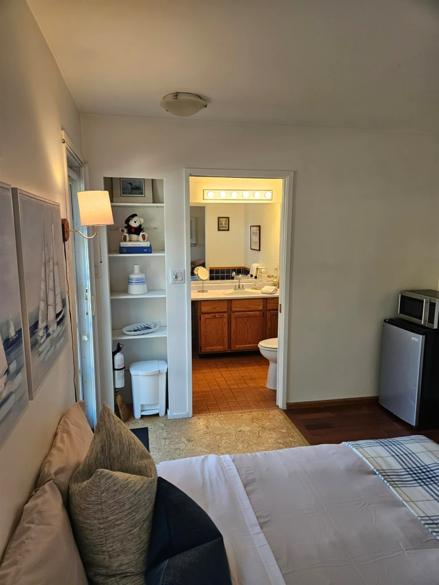 Fitness Center Photo Near 1115 Lenora Road, Bowen Island, BC